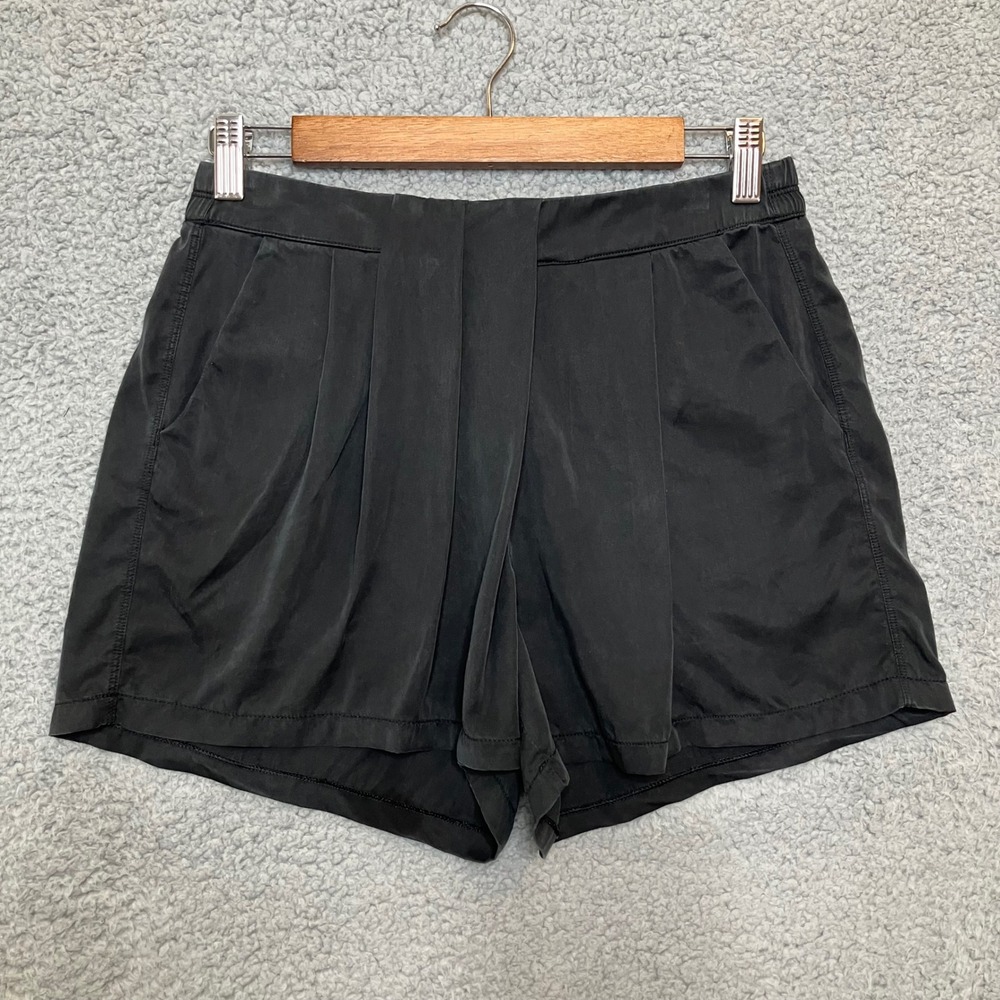 Lululemon Athletica Pleated Shorts Women‎ 6 Black Grey Spring Summer Tennis Golf